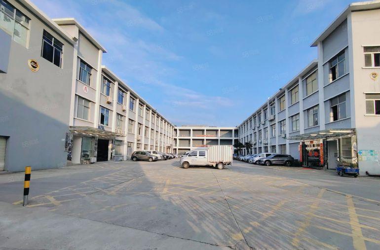 带精装修龙岗五联工业园楼上890平厂房仓库出租可分租水电齐全