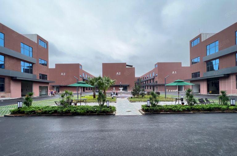 横岗六约全新产业园500平1000平分租空地超大靠近主干道！