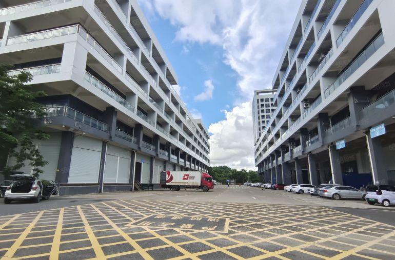 空地大带卸货平台龙岗宝龙比亚迪旁2000平方1楼厂房仓库出租