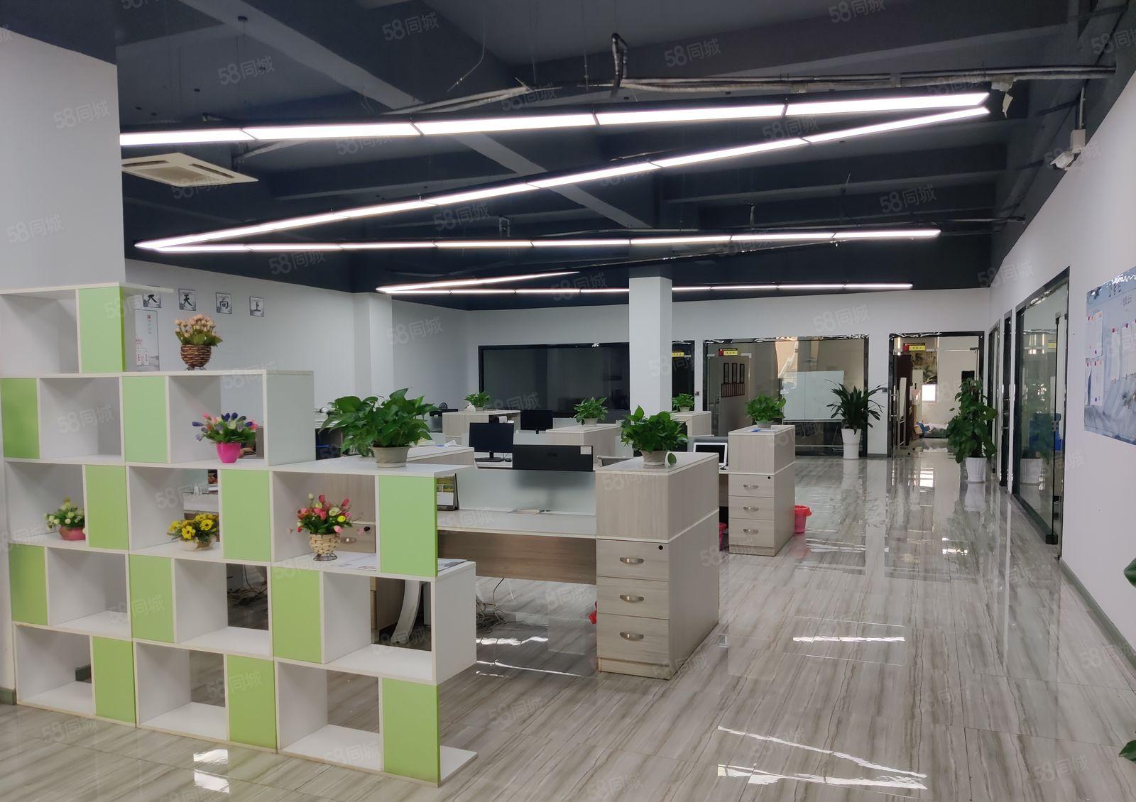 龙岗中心城楼上1200平精装修厂房出租500平可分租低价出租