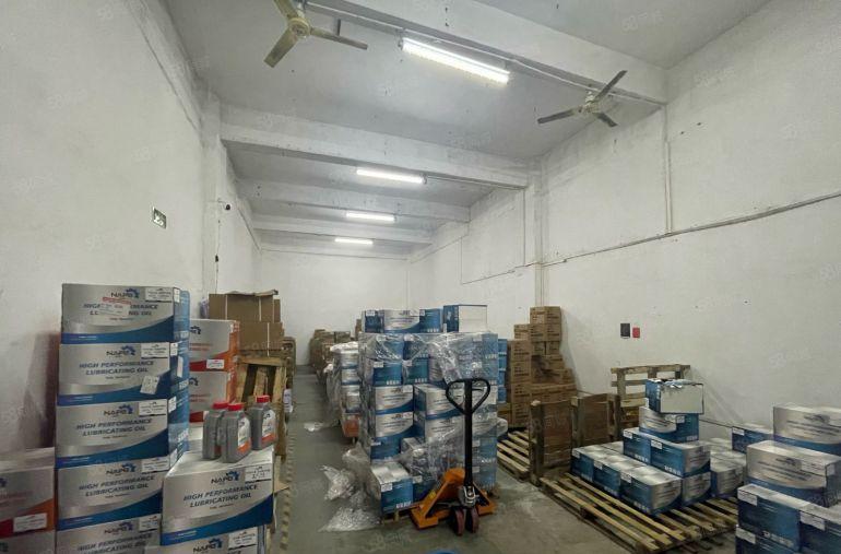 坂田星河word附近一楼180平方厂房仓库