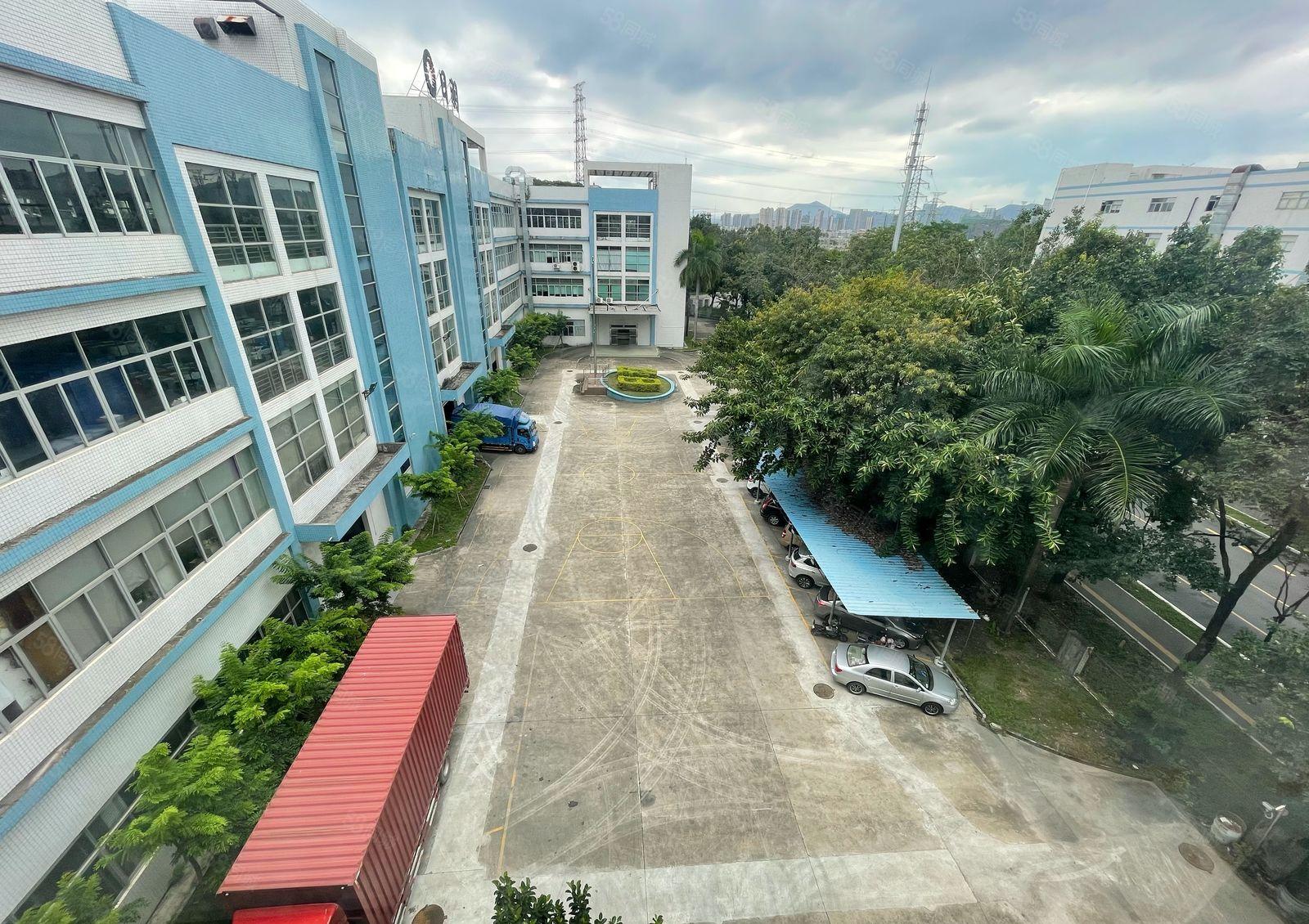 龙岗新出独院5000平报价20元厂房出租，含宿舍，大小可分租