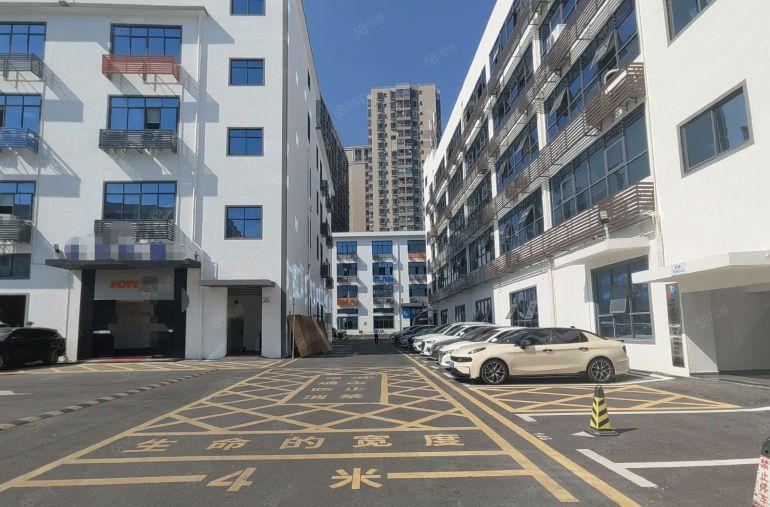 坂田地铁口电商园2000平可分租精装修办公室厂房一楼仓库出租