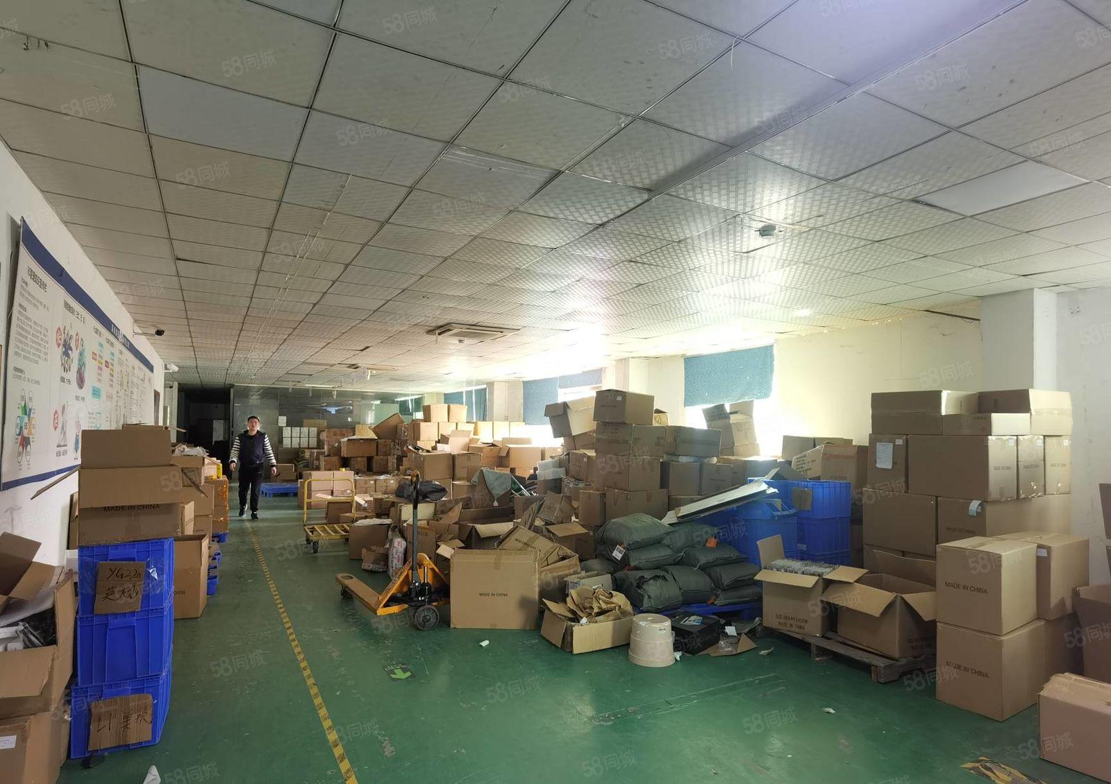 200平起分租！龙岗新生科技园新出1000平米带装修厂房出租