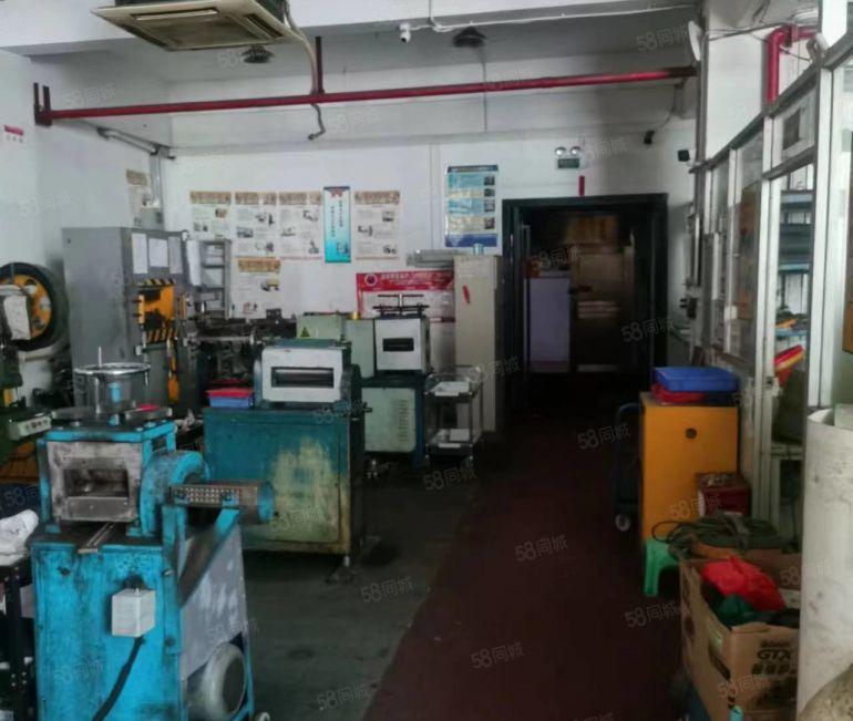 塘坑地铁站附近395平现成珠宝厂，价格好谈！