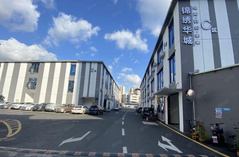 100平横岗地铁口创意园新出300平精装研发办公仓库厂房出租