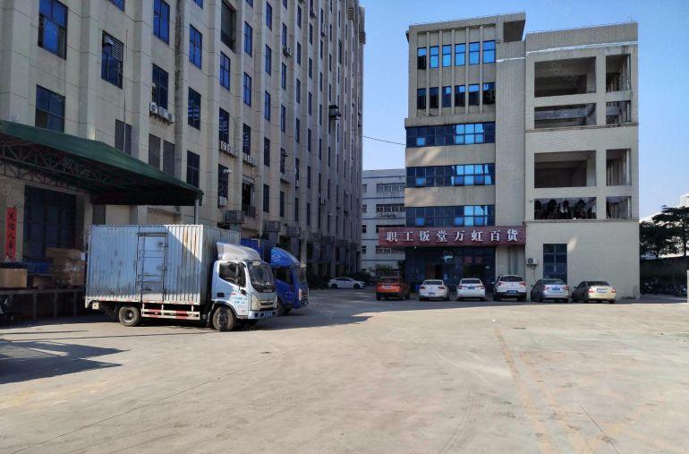 龙岗坂田杨美科技园楼上精装500平带家私办公室出租