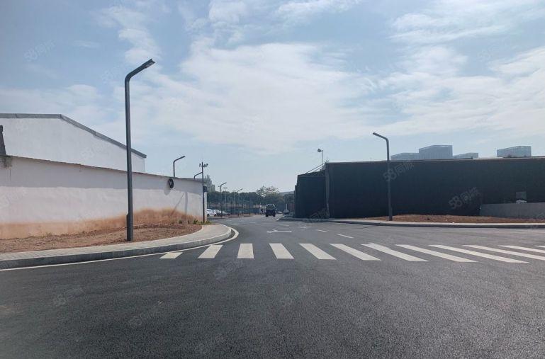 空地超大，坂田一楼2000平厂房出租仓库出租物流仓库可分