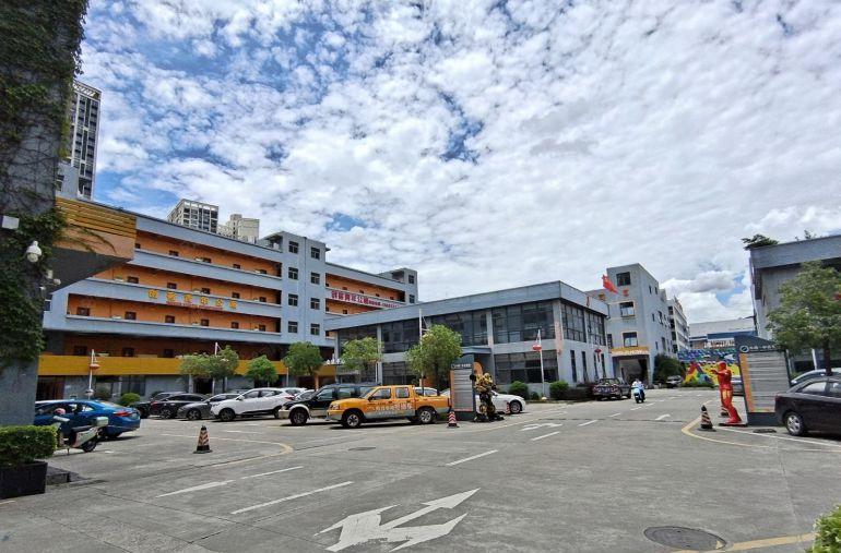 （带家具）龙岗地铁口新出400平精装修研发办公室仓库厂房