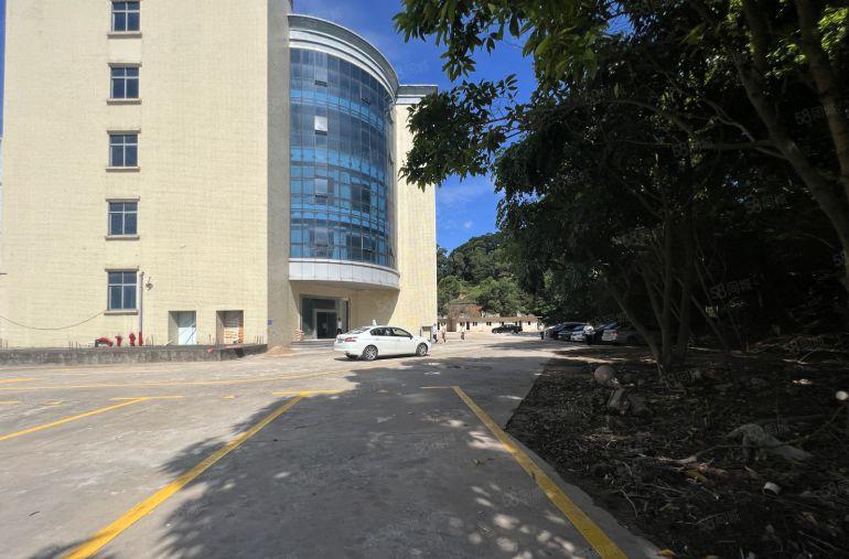 同乐独门独院厂房2100平方出租大小可分租送空地5000平方