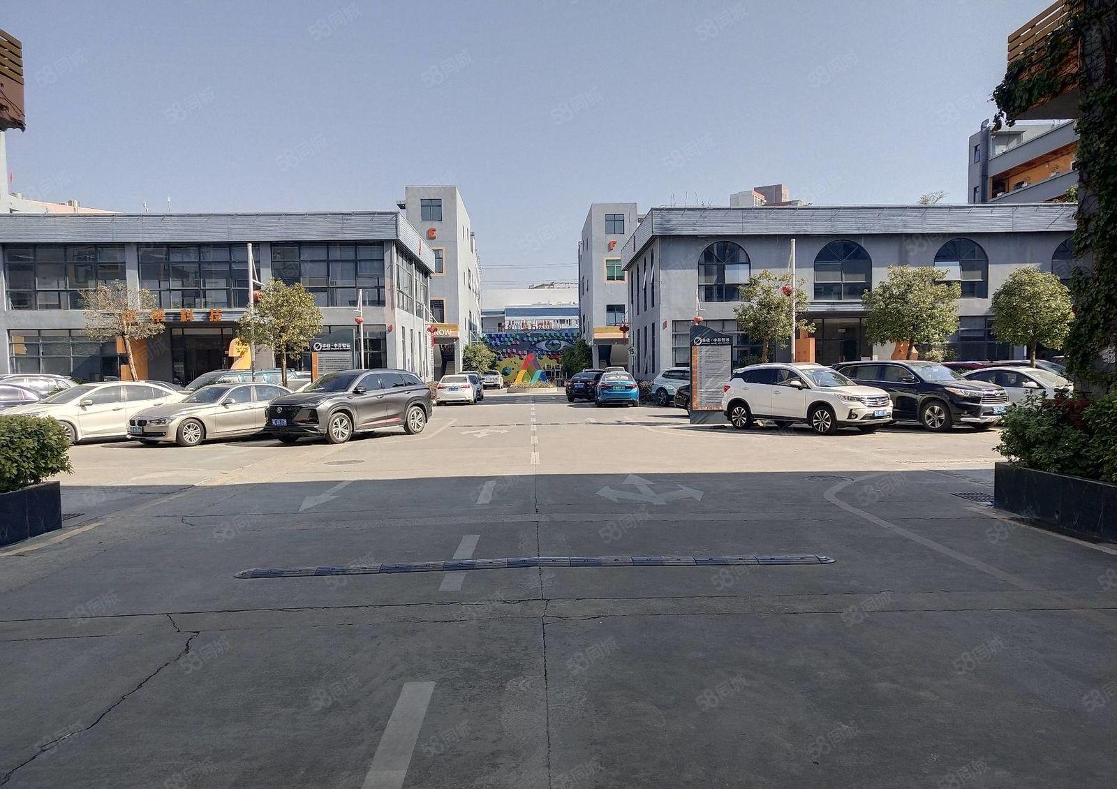 65平起分租深圳地铁3号线大运站附近精装修电商仓库厂房出租