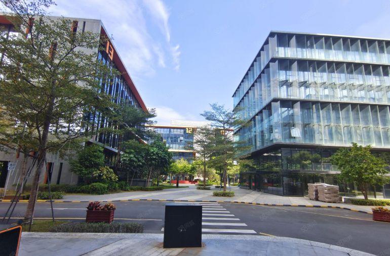 平湖华南城地铁口电商园1000平精装修办公室厂房仓库出租