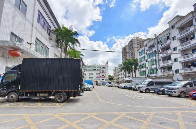 龙岗中心城附近厂房出租独院5000平方1000平起分空地超大