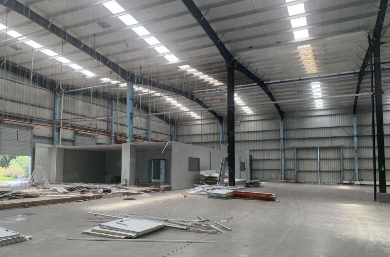 横岗六约5000平独院钢构层高7米28元大小分租