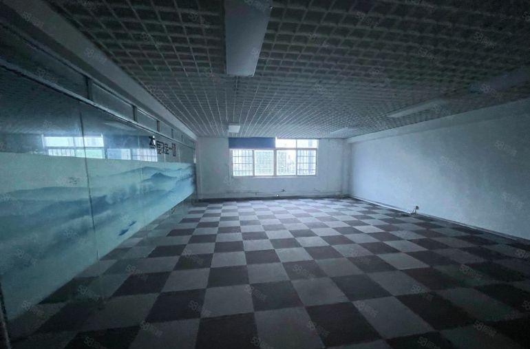 坂田杨美地铁口原房东红本厂房整层1460平方带精装修出租！