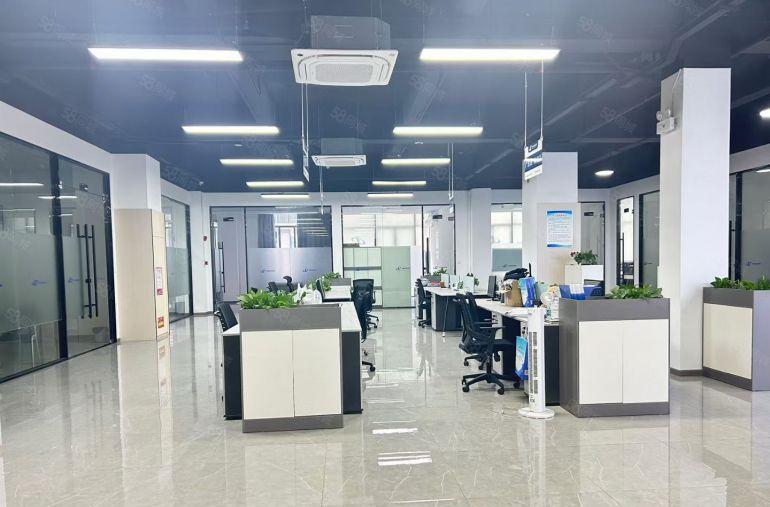 布吉丹竹头地铁口新出精美装修厂房1000平可做办公也可做生产