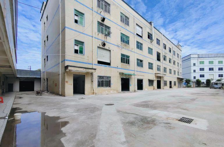 4百平起分租龙岗南联新出1600平一楼厂房仓库出租可进大货车