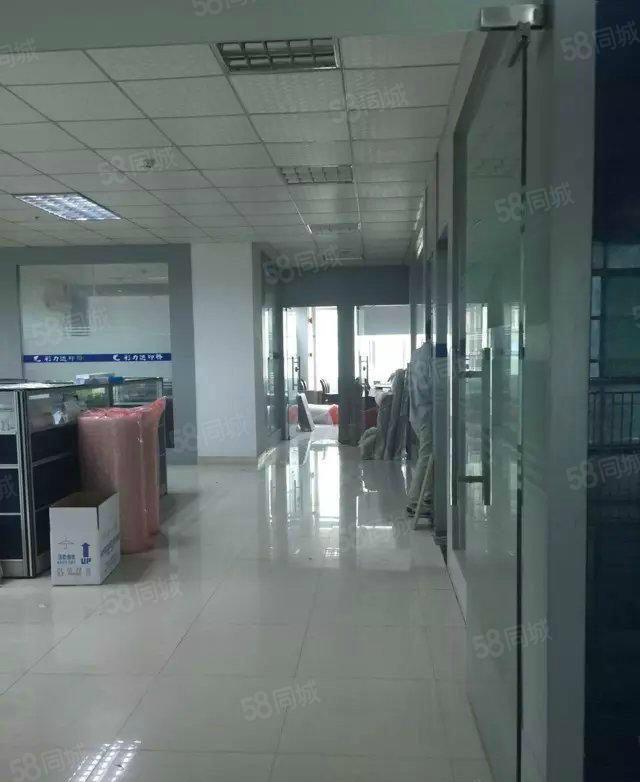 新出18元横岗地铁口工300平，600平，900平带装修厂房