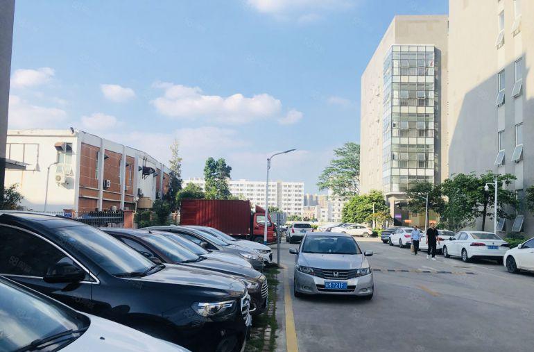 龙岗新生科技园楼上1200平带装修办公仓库厂房低价出租可分租