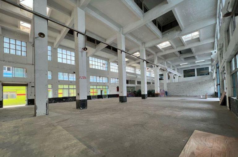 层高9米一楼，横岗六约新村红本厂房出租，不限行业