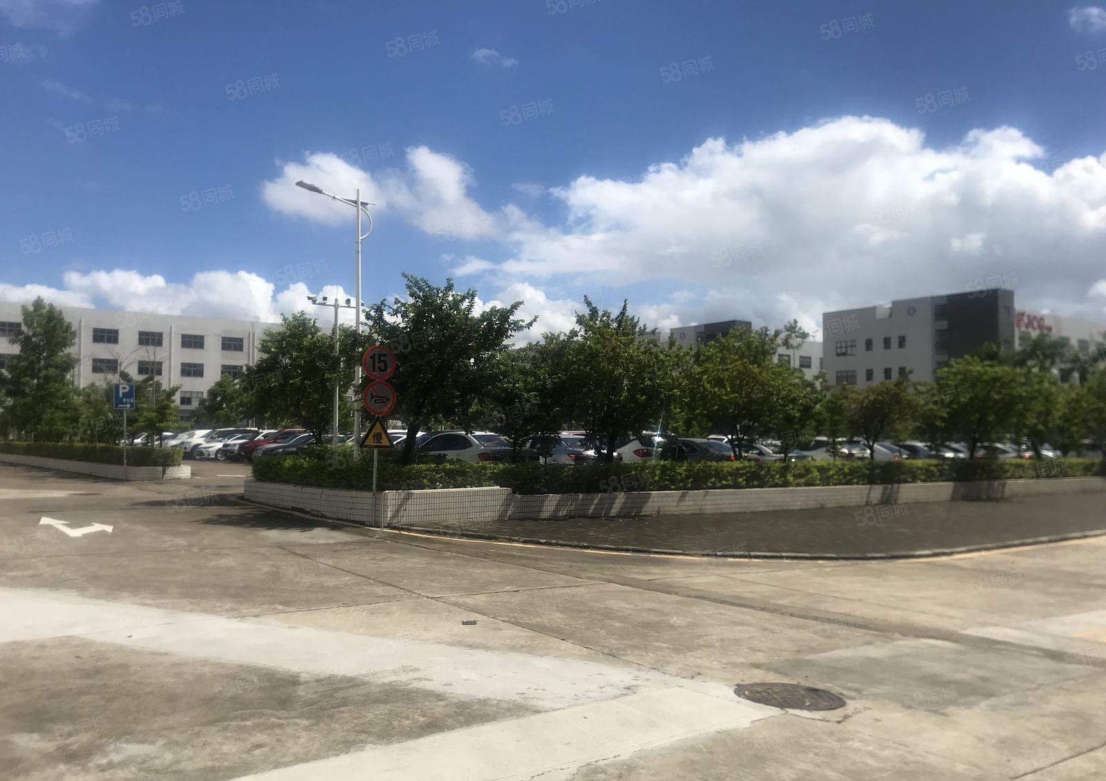 龙岗宝龙高新科技园楼上2000平带装修红本仓库厂房招租可分租