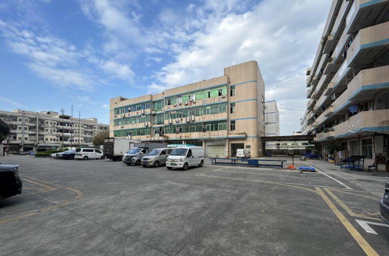 平湖富民工业区3000平独院厂房仓库出租可分500平1000