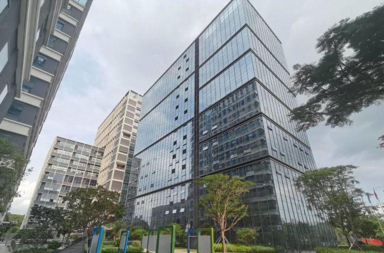 坂田华为地铁口带装修红本厂房可办公200平起至1000平出租