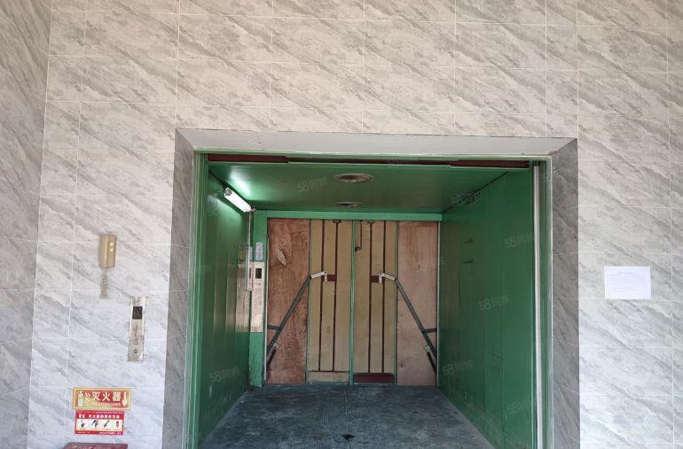 龙岗爱南路沈海高速龙岗出口厂房直租60平1393平