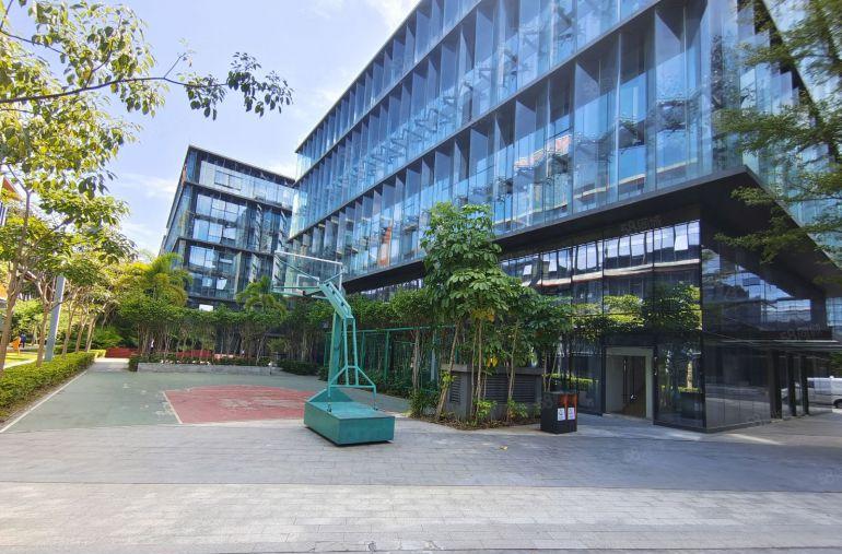 平湖华南城地铁口电商园1000平精装修办公室厂房仓库出租