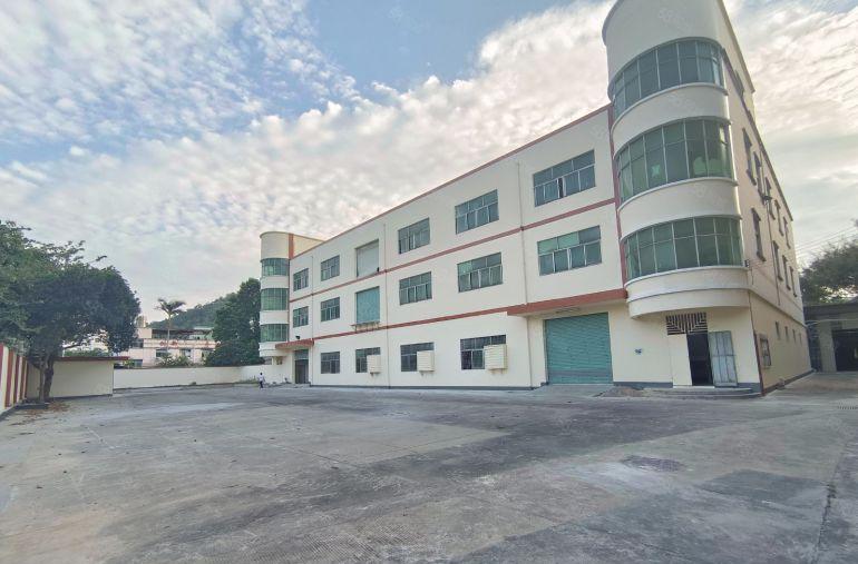 横岗地铁口附近原房东独院5400平厂房仓库实际面积出租