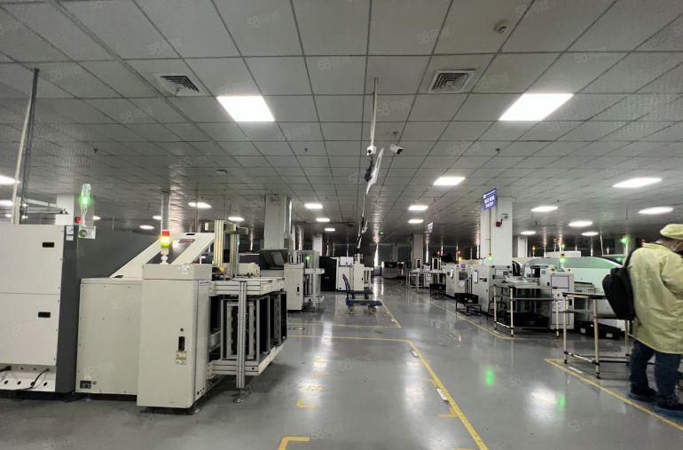 平湖辅城坳原房东二楼无公摊厂房980平方出租带卸货平台好招工