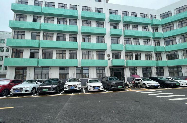 坂田地铁口厂房出租1000平分租300平起可生产电商仓库