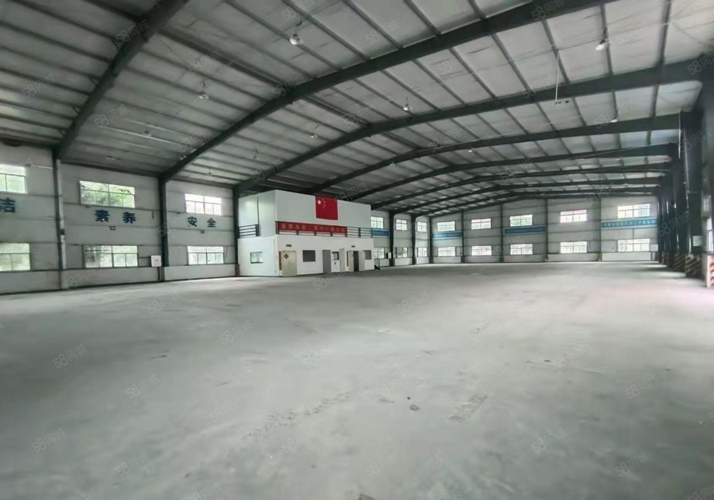 天安云谷新出一楼2000平方厂房出租层高8米