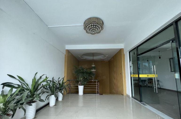 坂田地铁口电商园带家私200至800平方出租带精装修拎包入驻