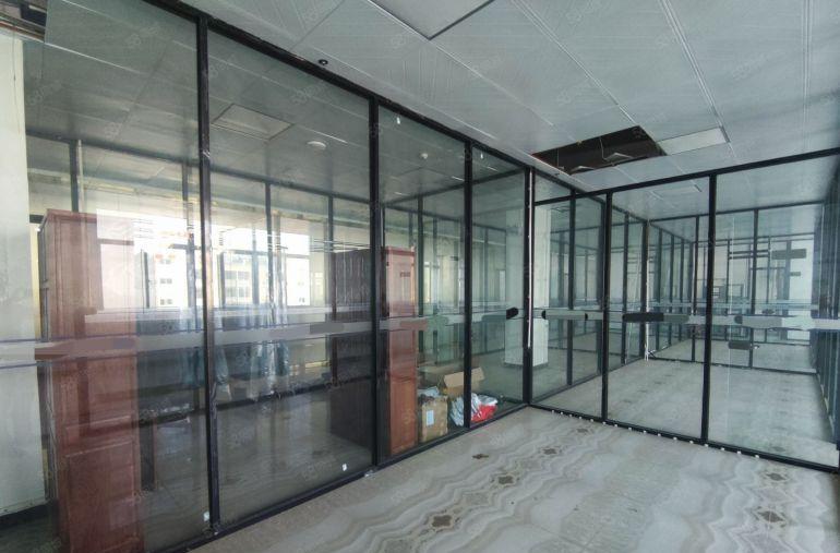 龙岗横岗1325平地铁精装修无尘车间低价厂房仓库空地一楼出租