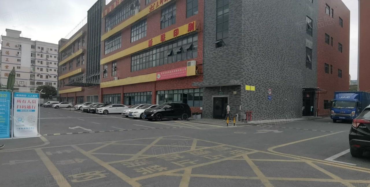 龙岗五联外环高速口独院一楼二楼各2100平厂房出租