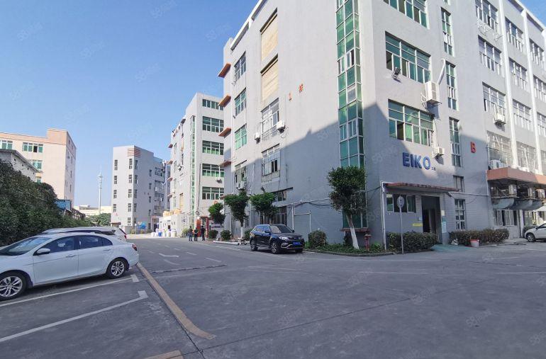 平湖禾花地铁口原房东2000厂房仓库出租大小面积可分租带装修