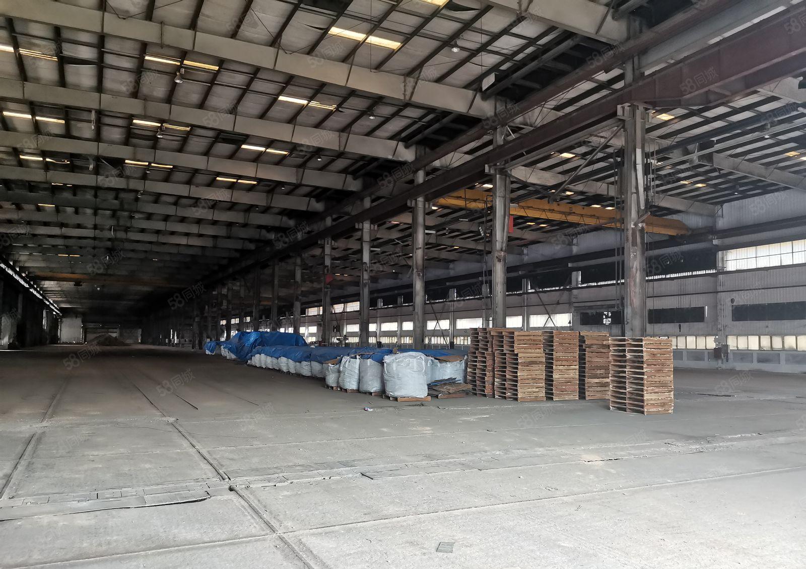 龙岗中心区14米高重工业厂房8万平方带现成行车出租可分租