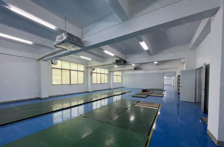 横岗原房东精装修厂房3200平方实际面积出租 大小分租