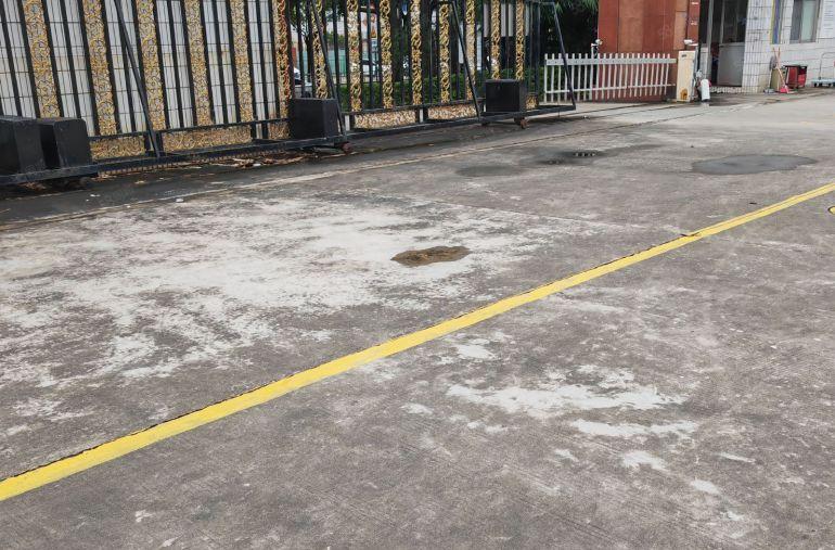 横岗地铁口500米独院厂房53000平可分租，空地大，价格低