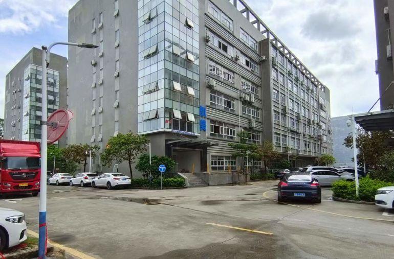 龙岗南联地铁站旁楼上300平方精装修办公室厂房仓库出租