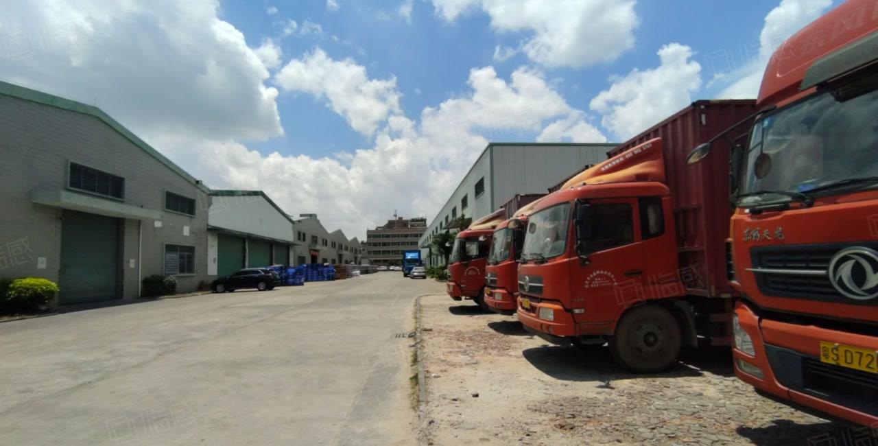 龙岗同乐滴水10米1.2万平钢构厂房出租500起租行业不限