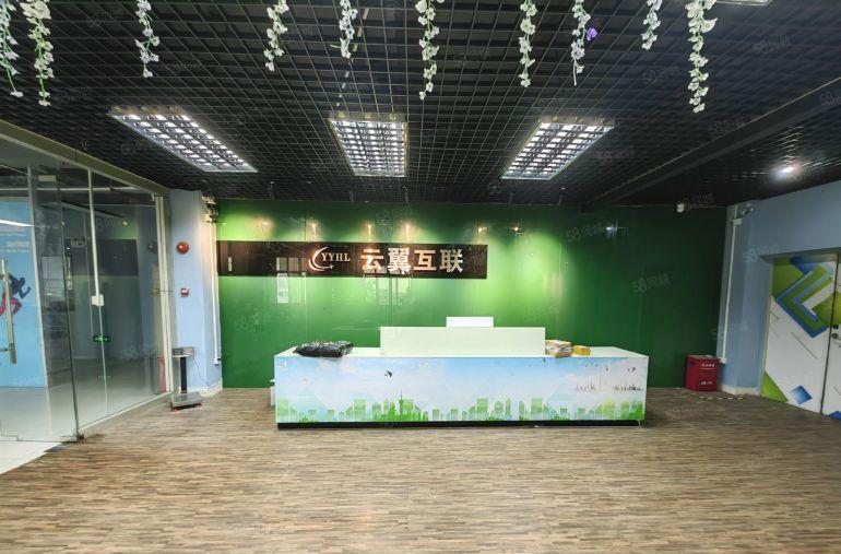 无公摊  原房东直租坂田上雪带精装修500平红本厂房仓库