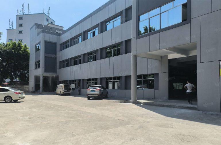 平湖辅城坳新出7800平方独院厂房出租可分租交通方便能办环评