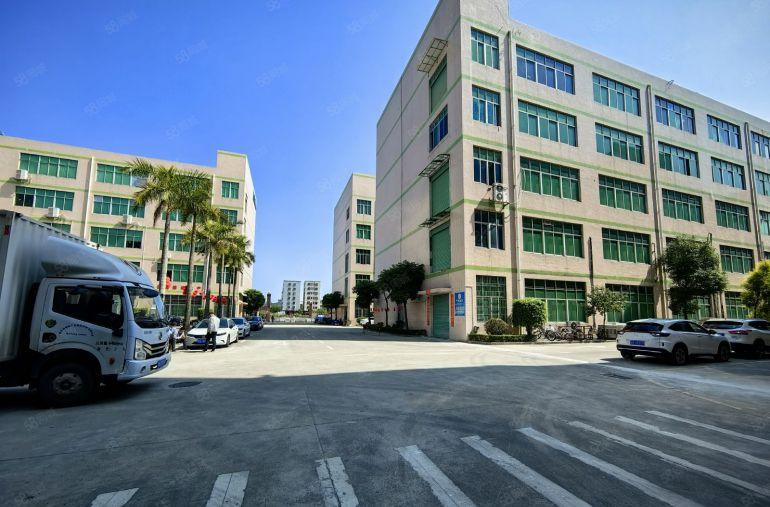 龙岗宝龙地铁站原房东科技园楼上1000平精装办公厂房仓库出租