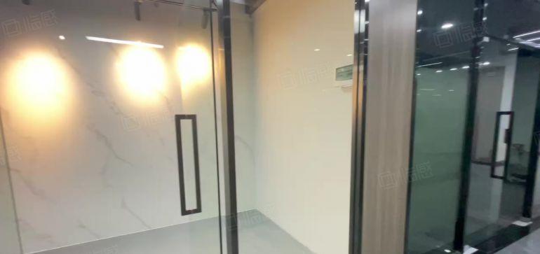 坂田电商园内办公室，仓库出租248平起现成装修