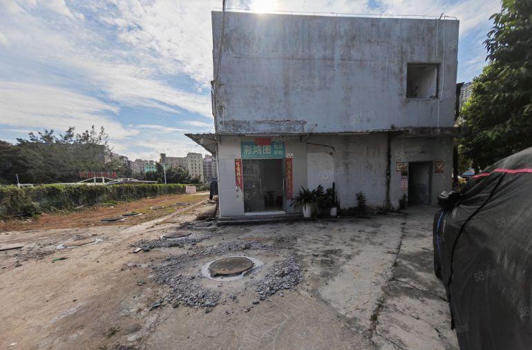深圳龙岗区平湖华南城禾花地铁口工业区内私家菜馆会所餐饮店出租