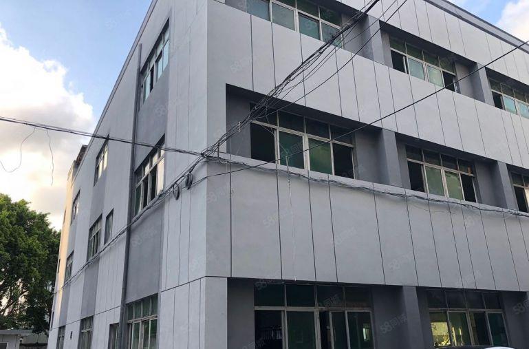 平湖独院红本厂房仓库8000平出租，可分租可办环评