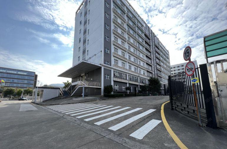 23元含税可租宝龙原房东独门独院一楼2650平方厂房仓库出租