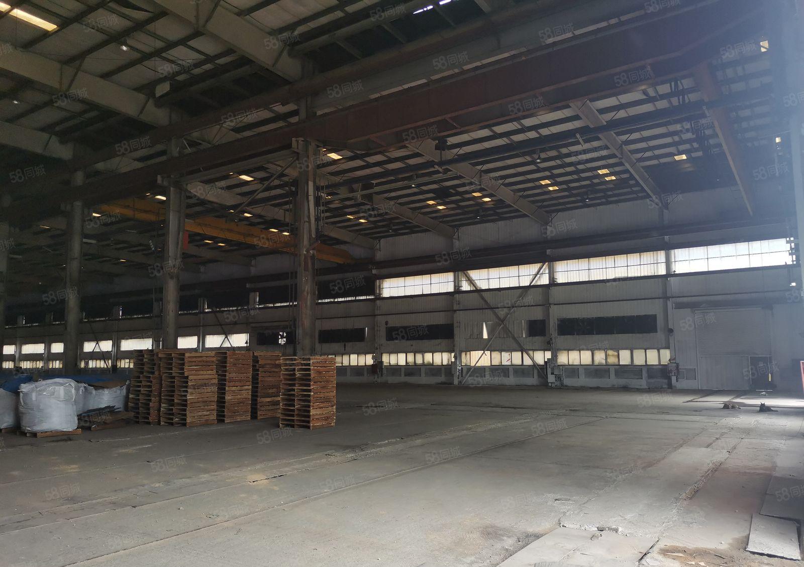 龙岗中心区14米高重工业厂房8万平方带现成行车出租可分租